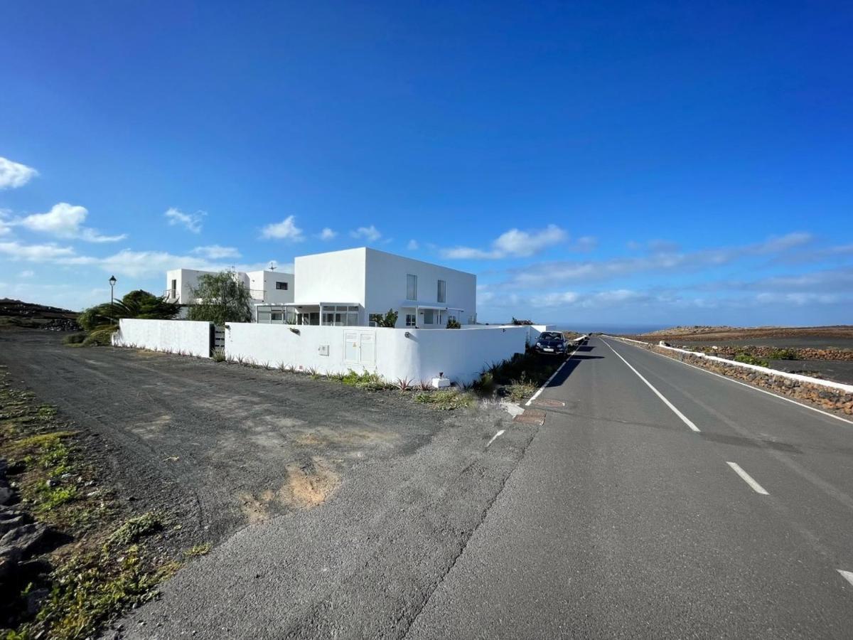 Appartement Azur Arts Lanzarote Lofts à Tinajo Extérieur photo